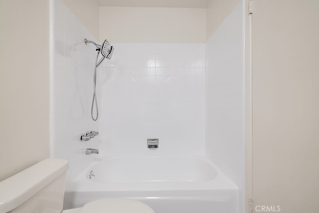 8051 Canby Avenue 3
