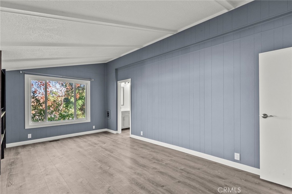 31318 Lakehills Rd 8