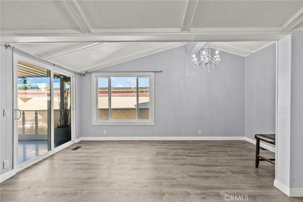 31318 Lakehills Rd 8