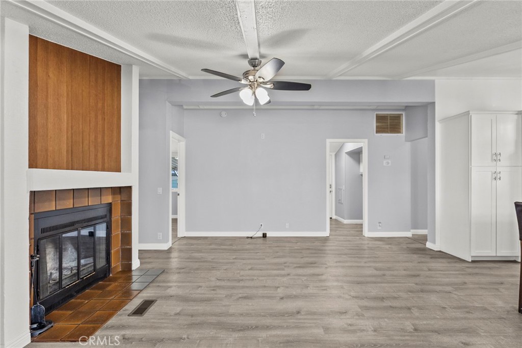 31318 Lakehills Rd 8