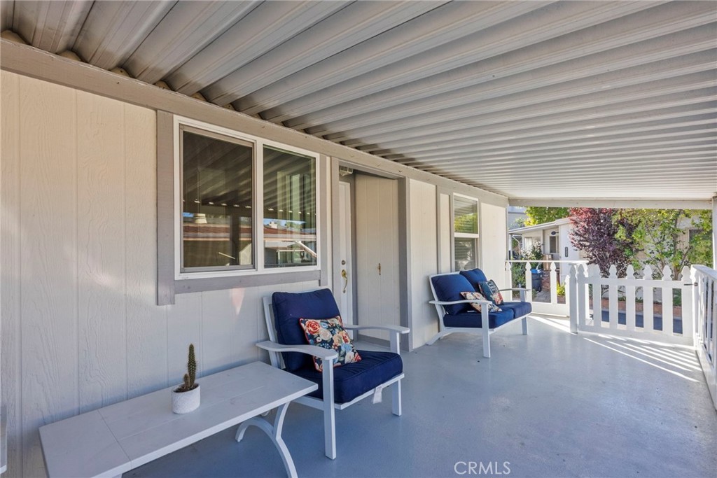 31318 Lakehills Rd 8