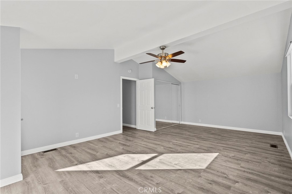 31318 Lakehills Rd 8