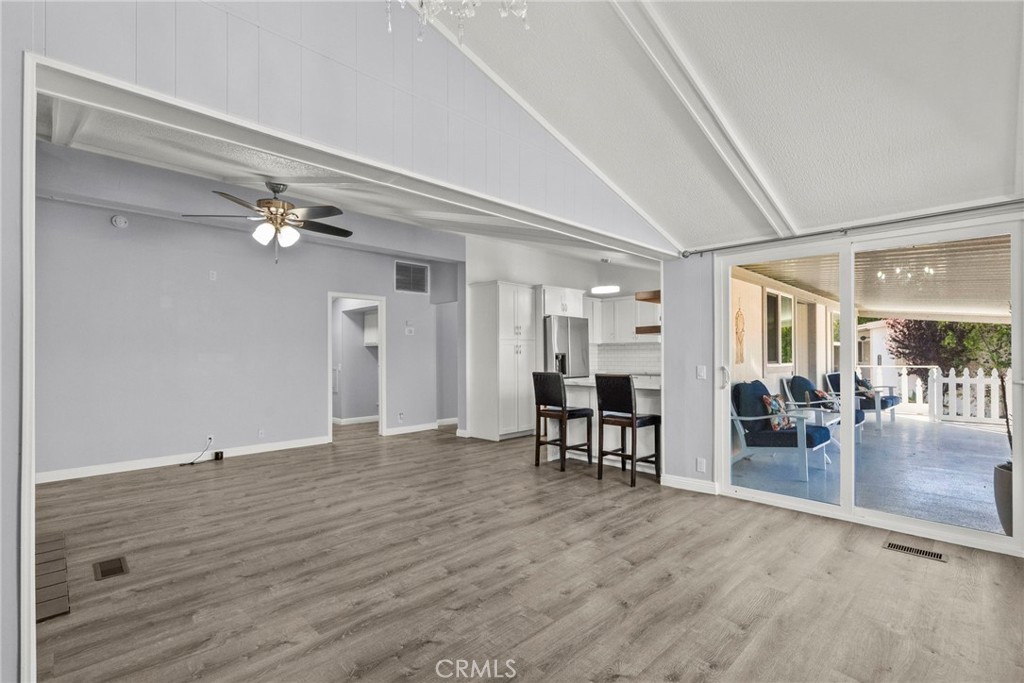 31318 Lakehills Rd 8