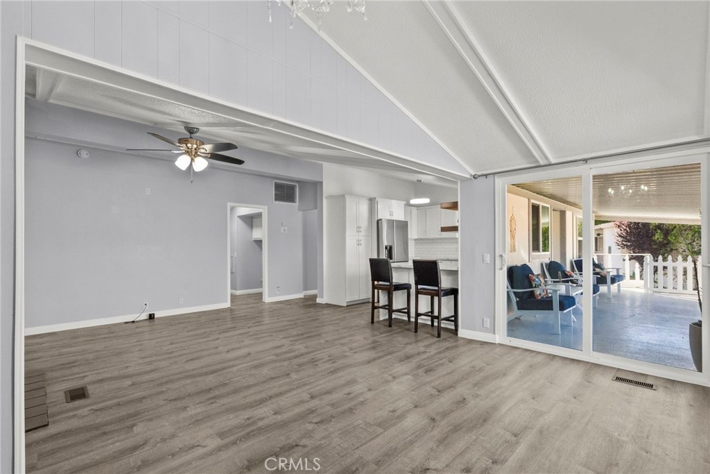 31318 Lakehills Rd 8