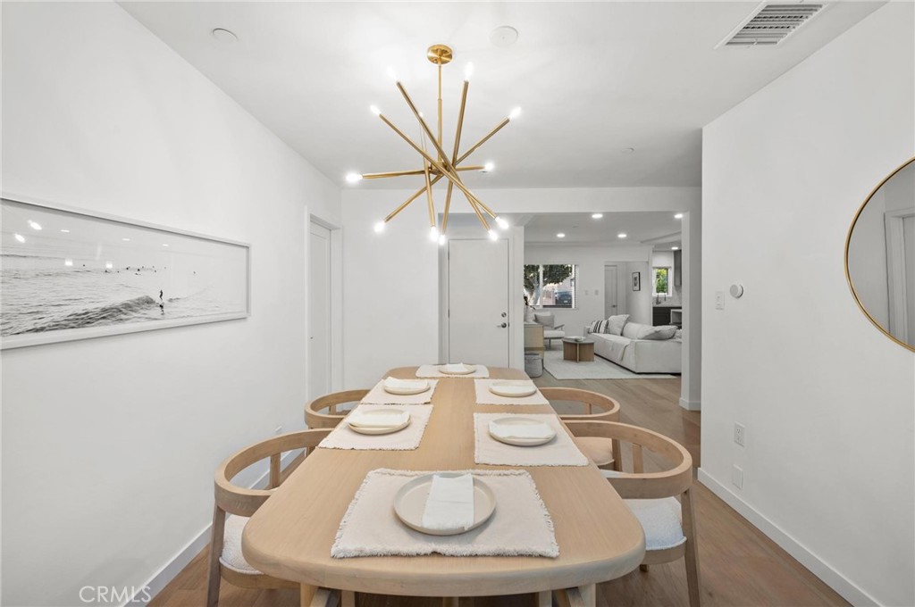 14328 Emelita Street