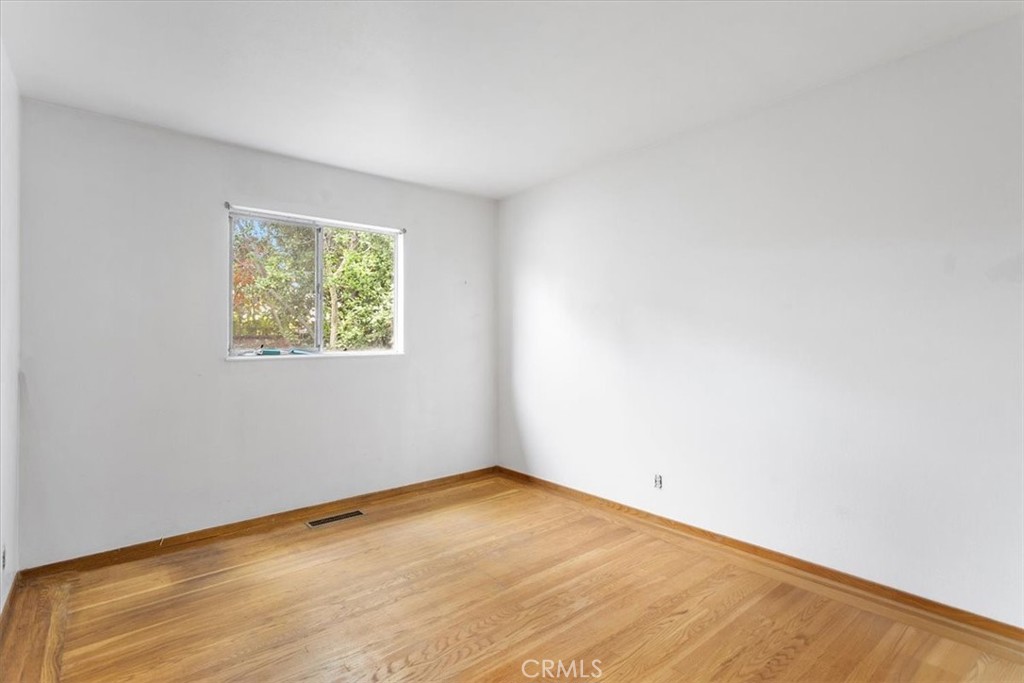 15512 Farnsworth