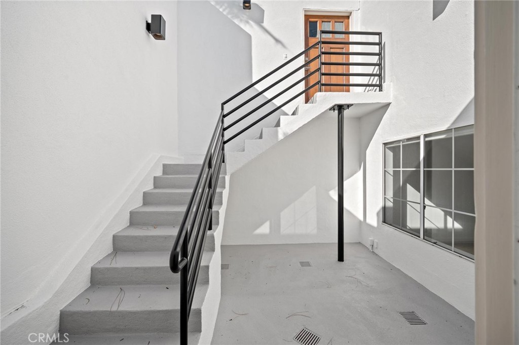 8246 Woodshill Trail