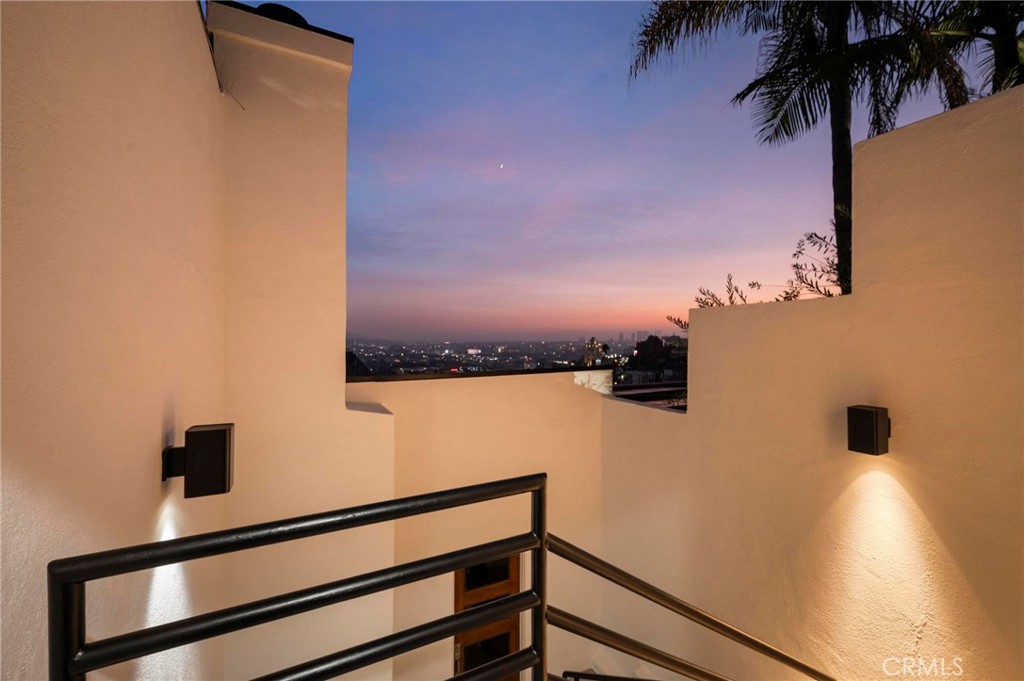 8246 Woodshill Trail