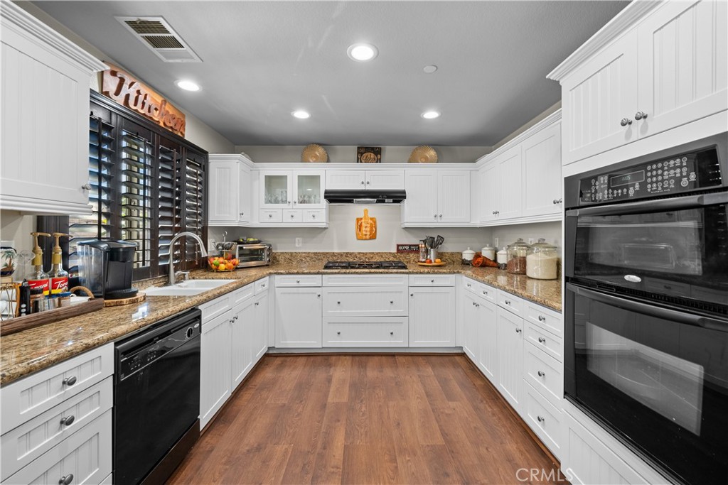 7925 Hemingway Court