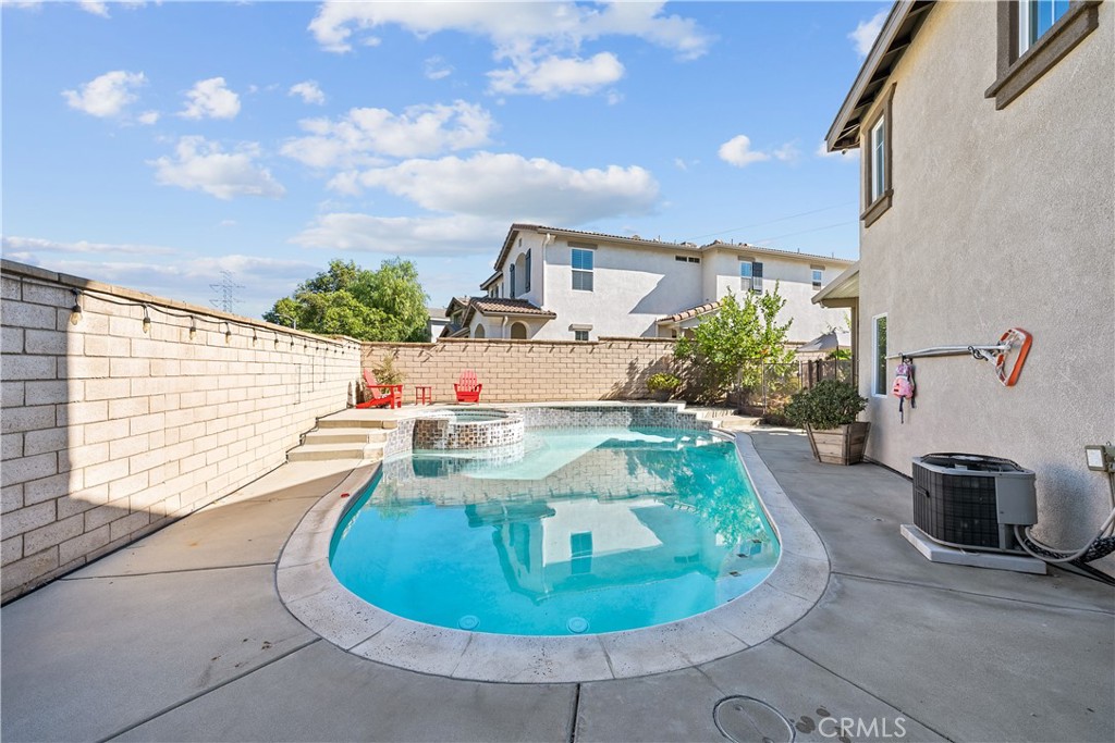 7925 Hemingway Court