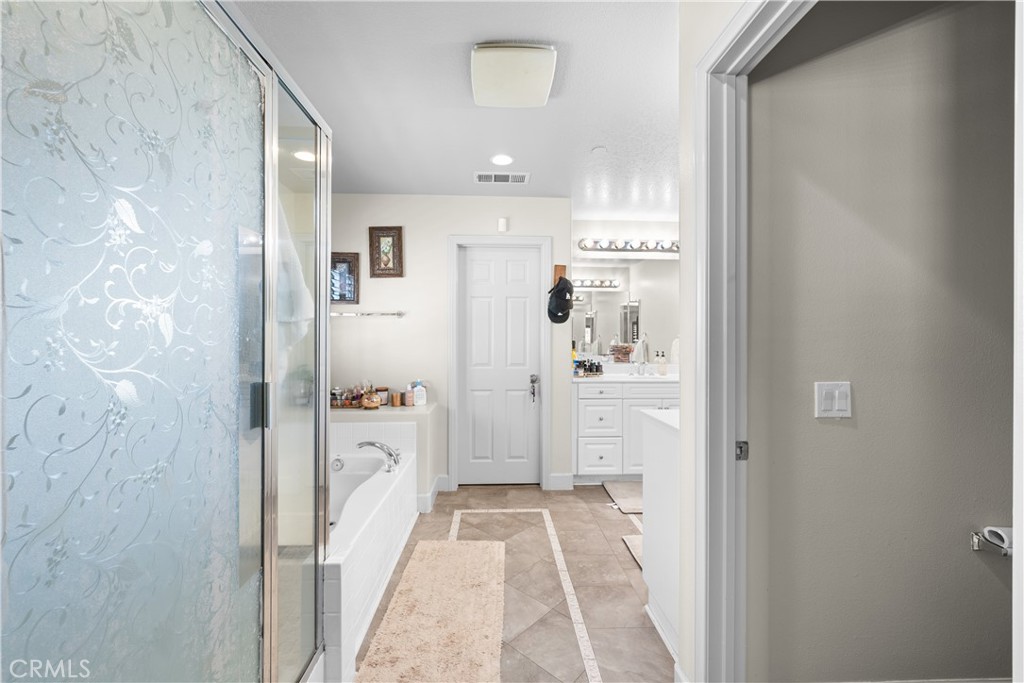 7925 Hemingway Court