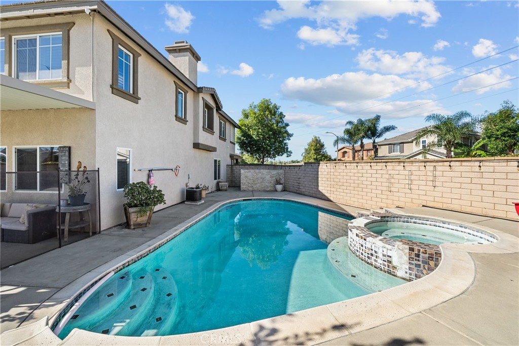 7925 Hemingway Court