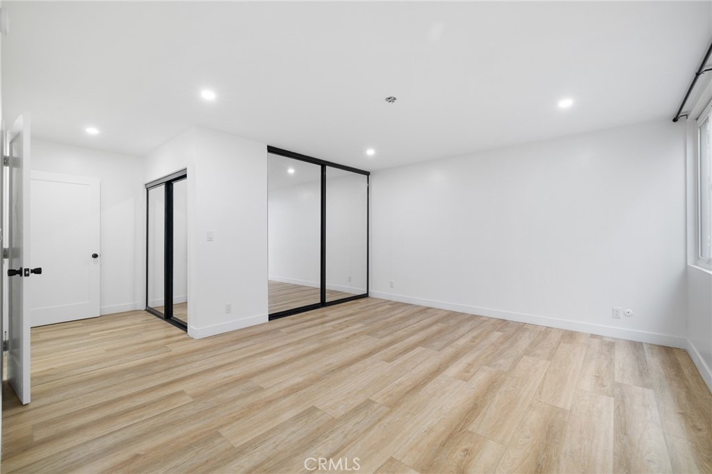 17000 Burbank Boulevard 101