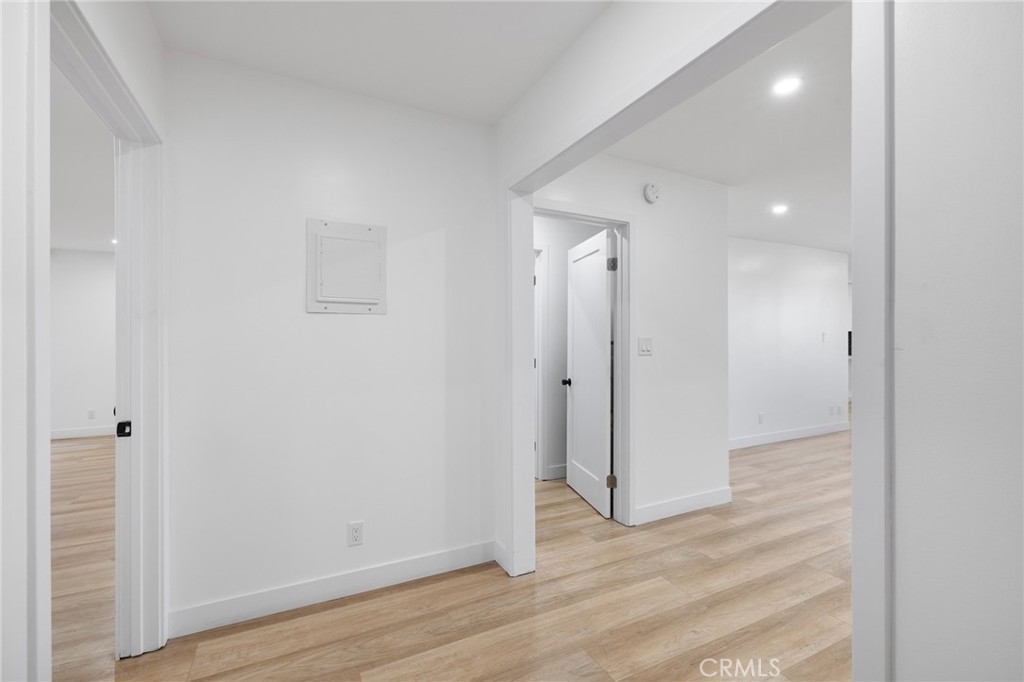 17000 Burbank Boulevard 101