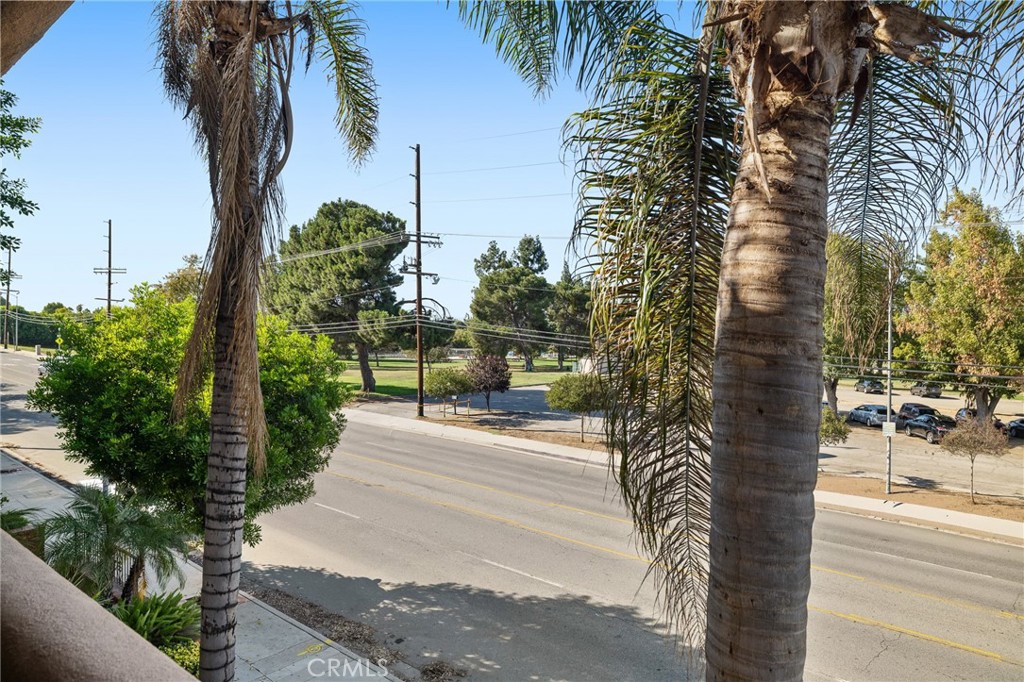 17000 Burbank Boulevard 201