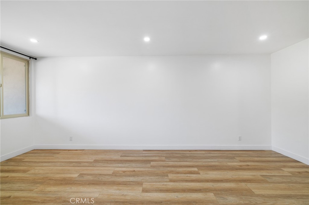 17000 Burbank Boulevard 201