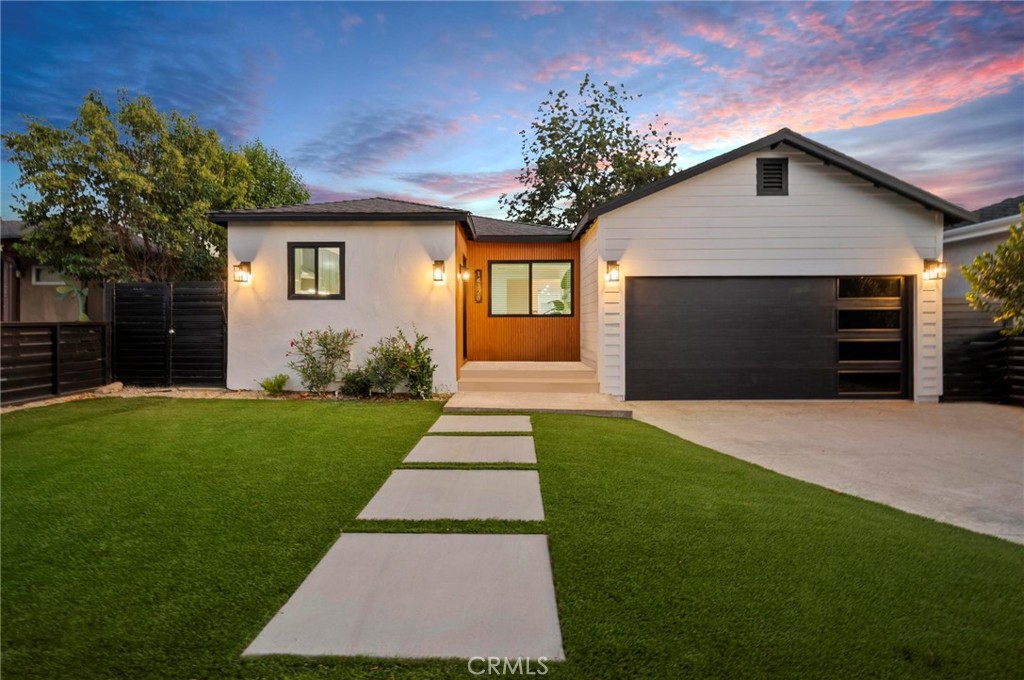 14328 Emelita Street