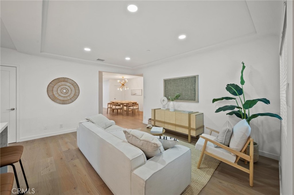 14328 Emelita Street