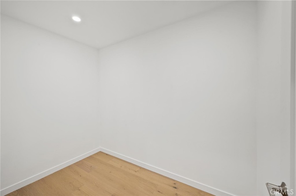 14328 Emelita Street