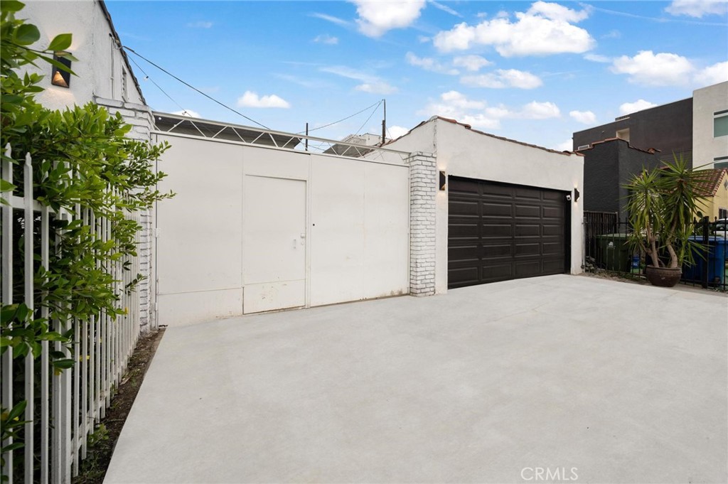 1626 S Rimpau