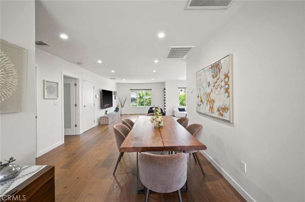 17642 Calvert Street