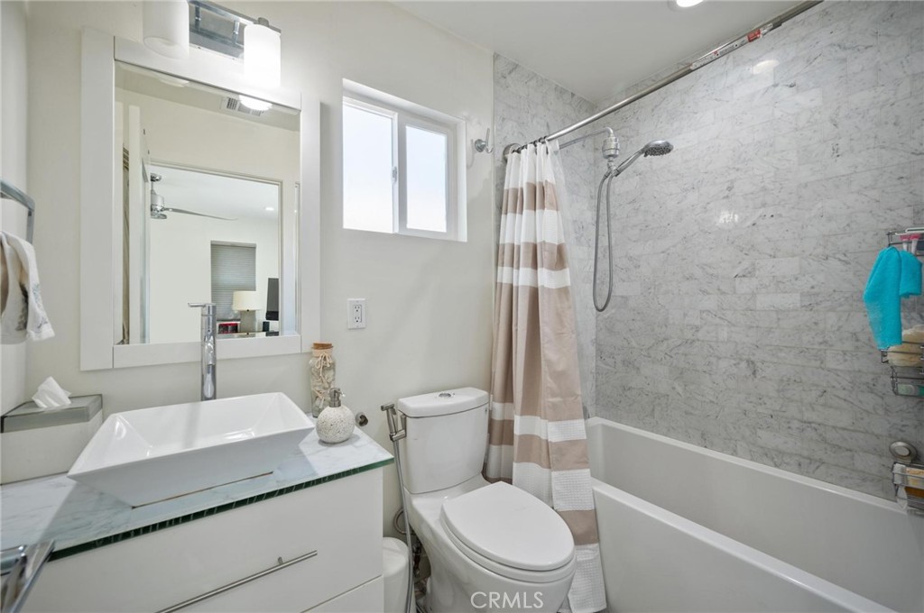 17642 Calvert Street