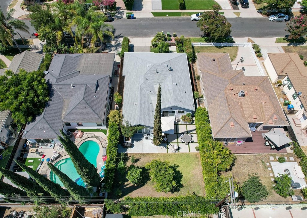 17642 Calvert Street