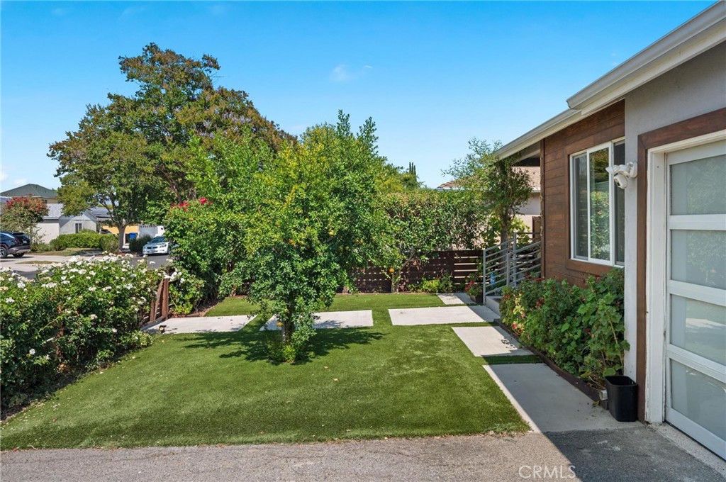 17642 Calvert Street