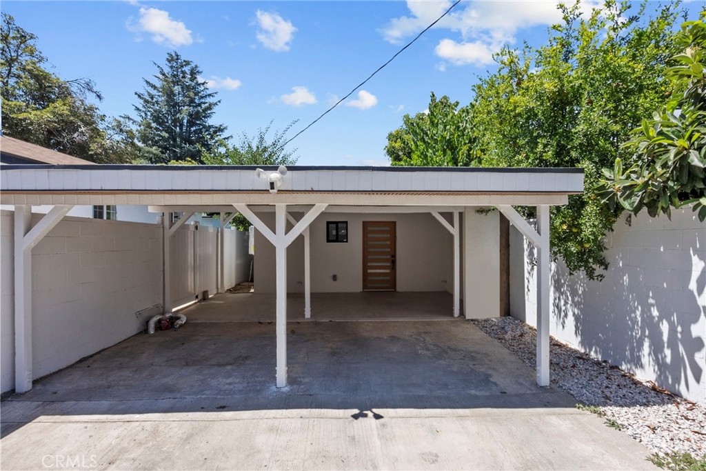 5734 Stansbury Avenue