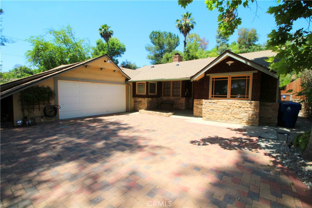 4968 Reforma Road