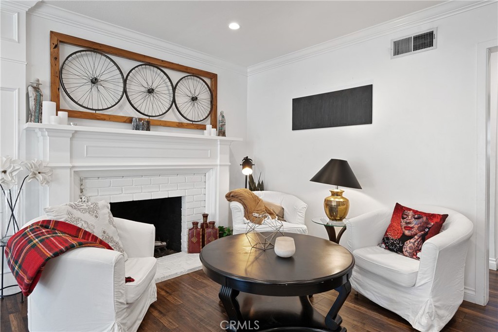 20852 Kittridge