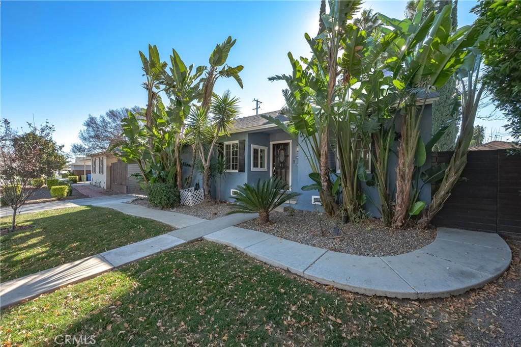 20852 Kittridge