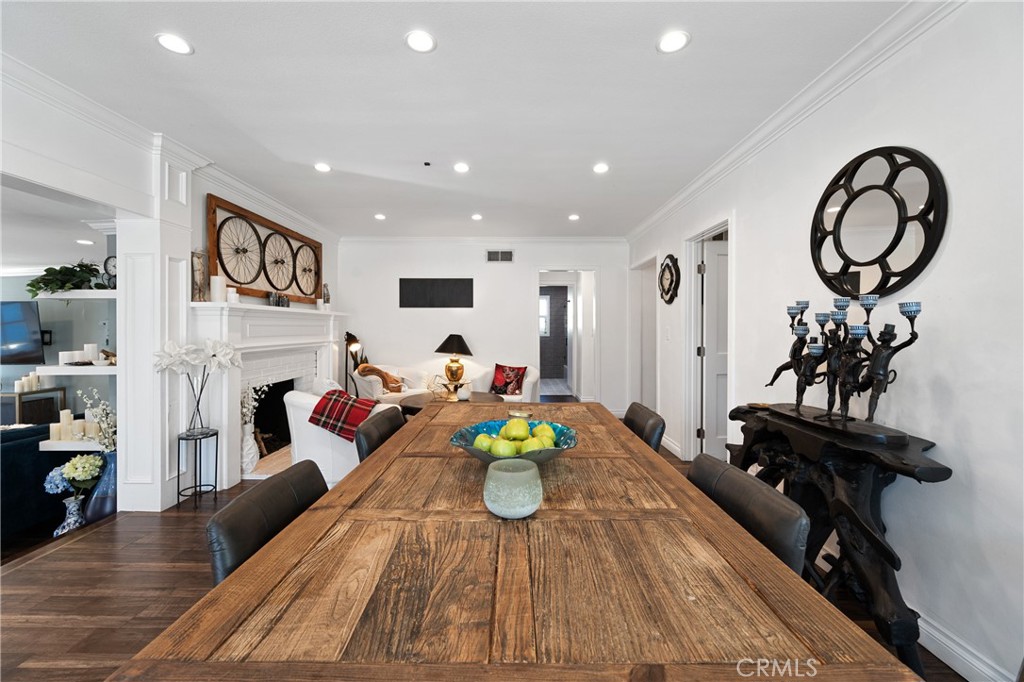 20852 Kittridge