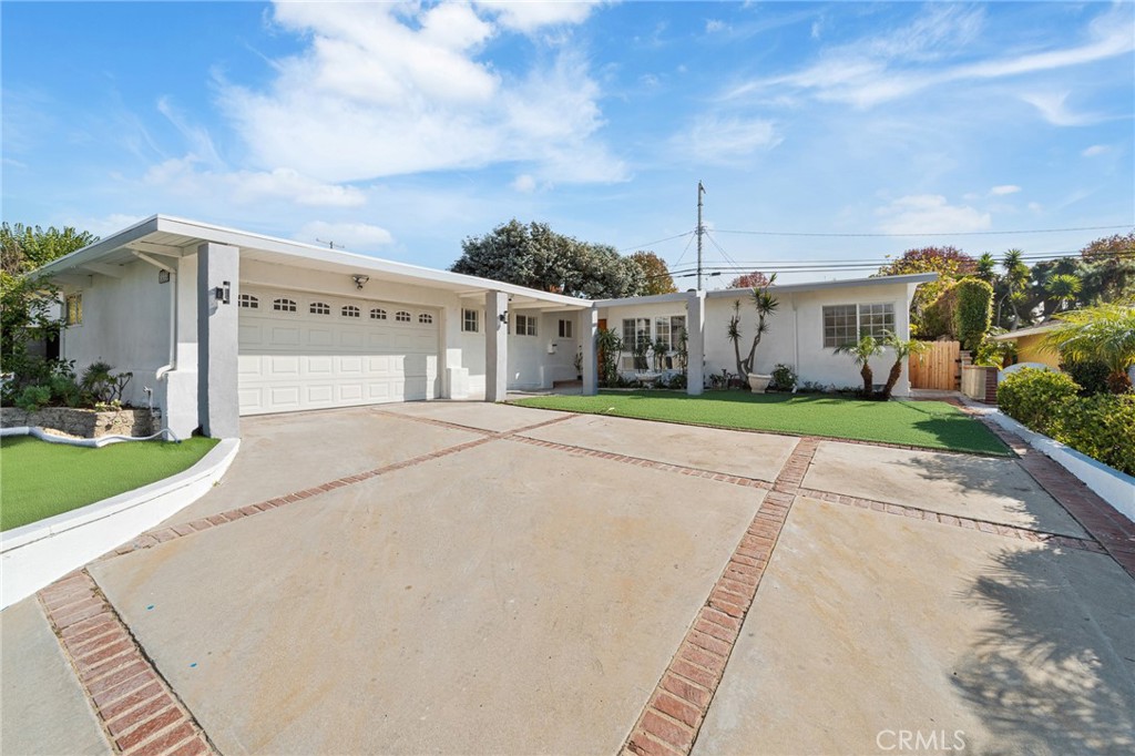 7272 W 90th Street
