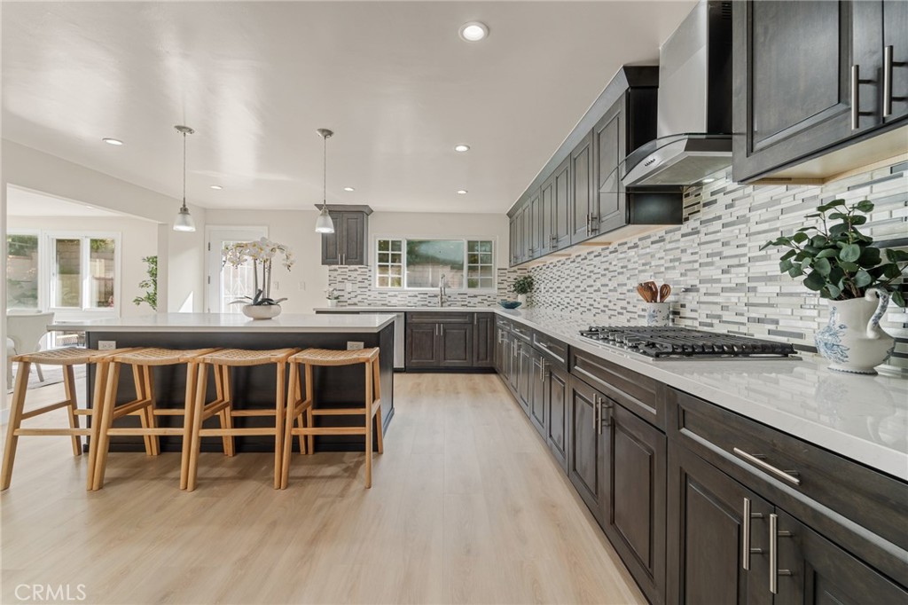 7272 W 90th Street