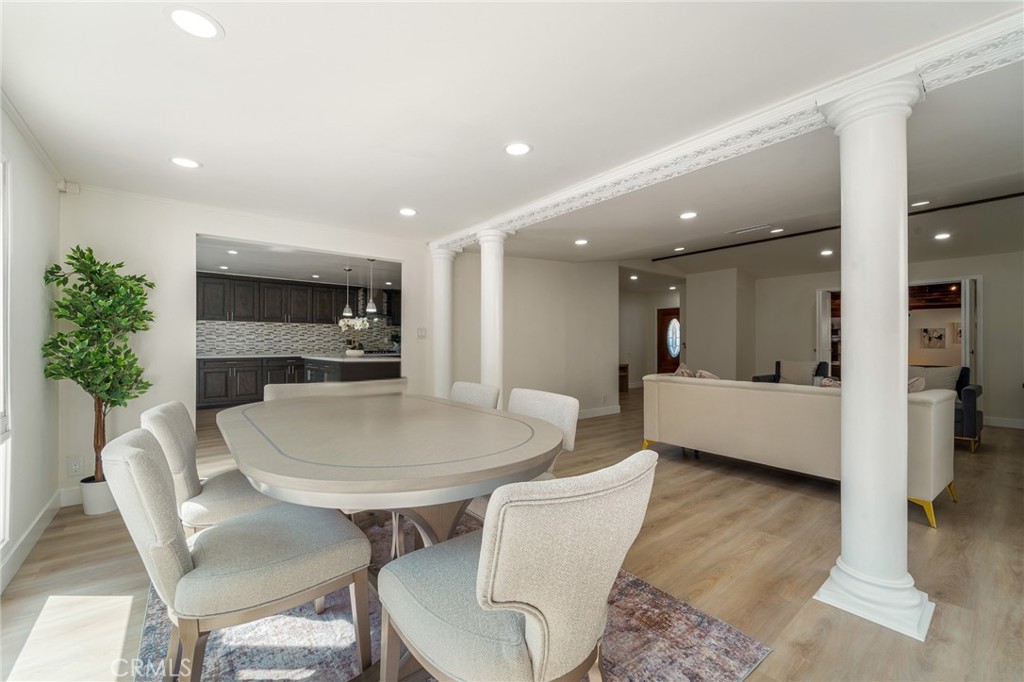 7272 W 90th Street