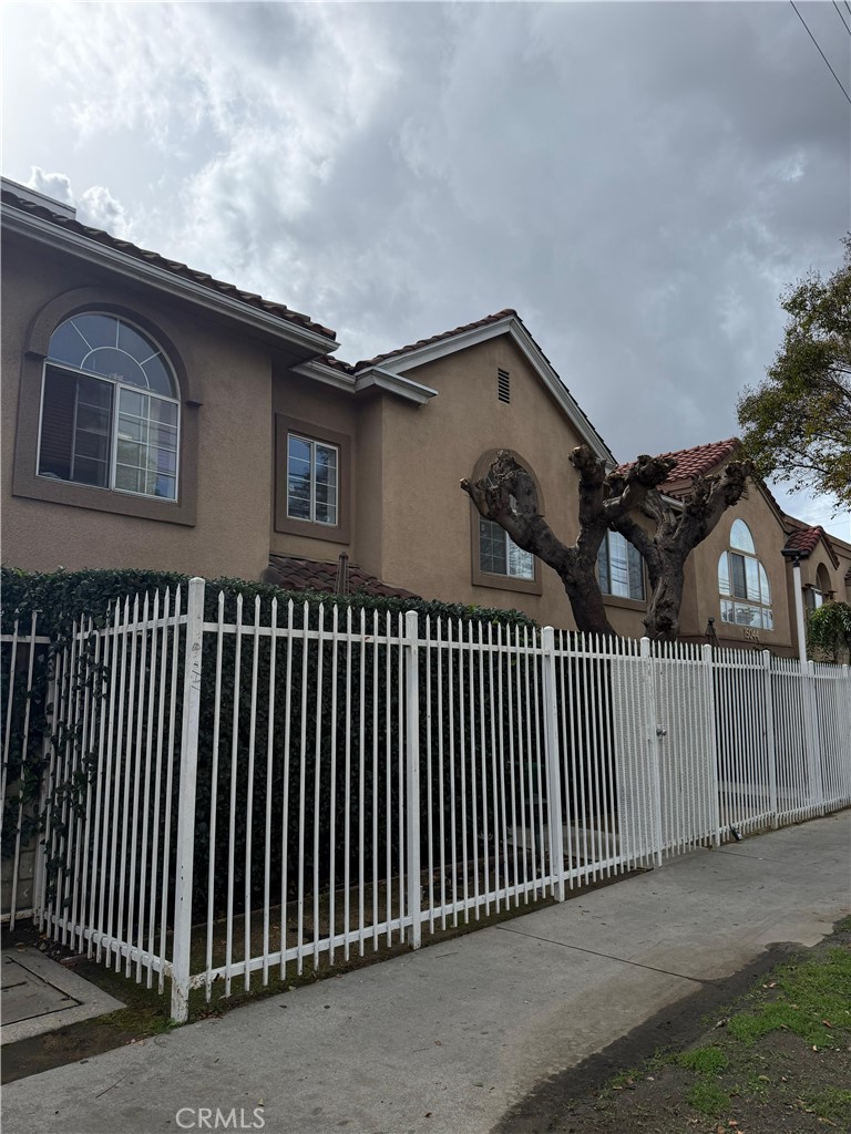 15044 Nordhoff Street 8