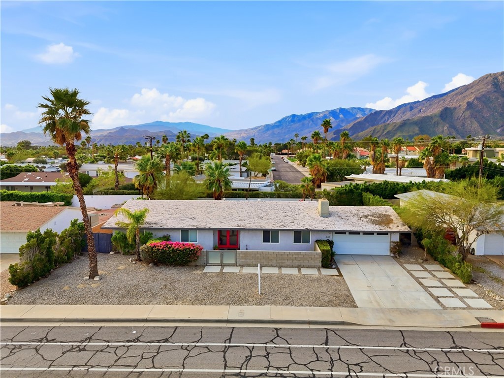 303 E San Rafael Drive