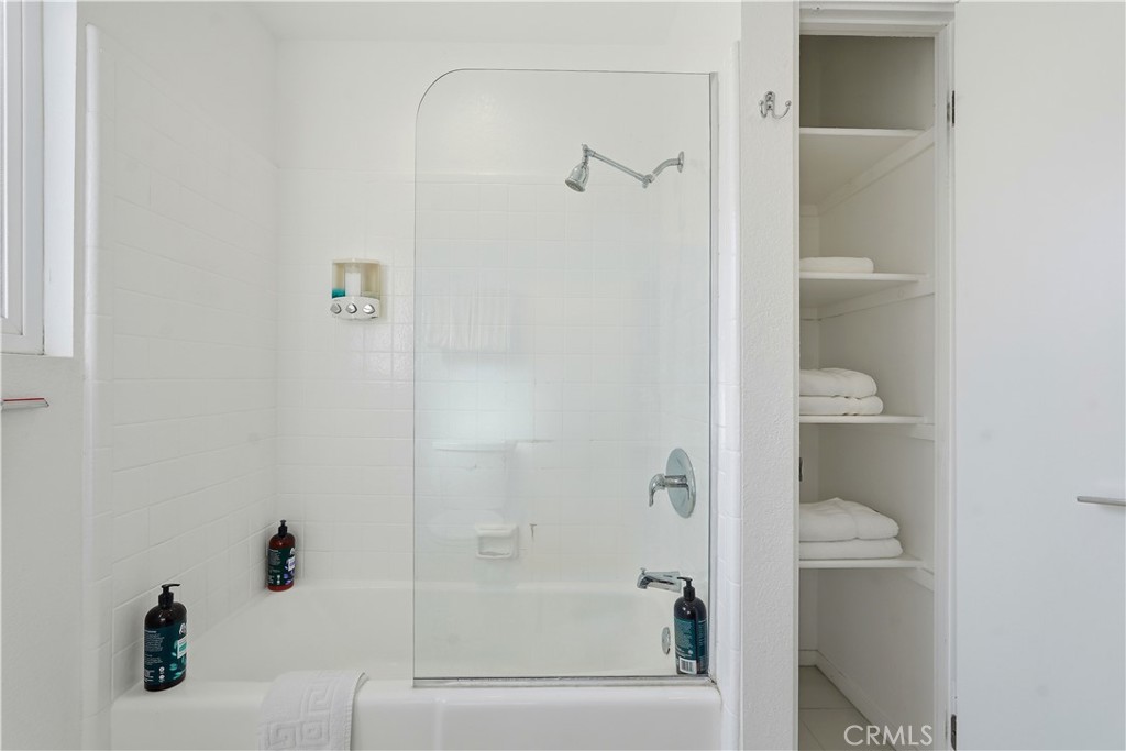 303 E San Rafael Drive