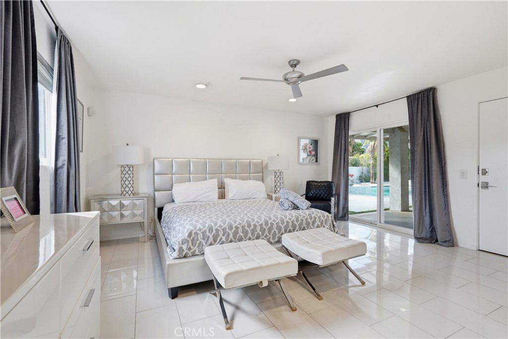 303 E San Rafael Drive