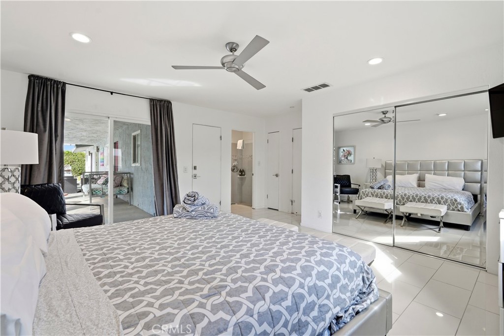 303 E San Rafael Drive