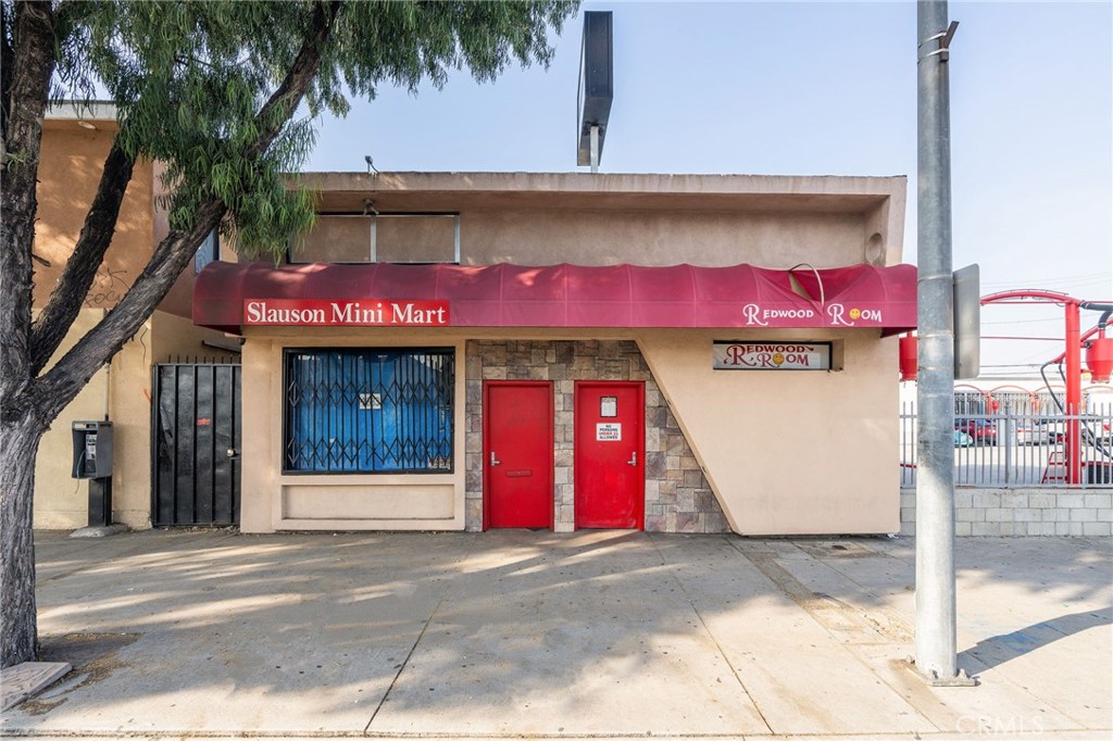 4533 Slauson Avenue