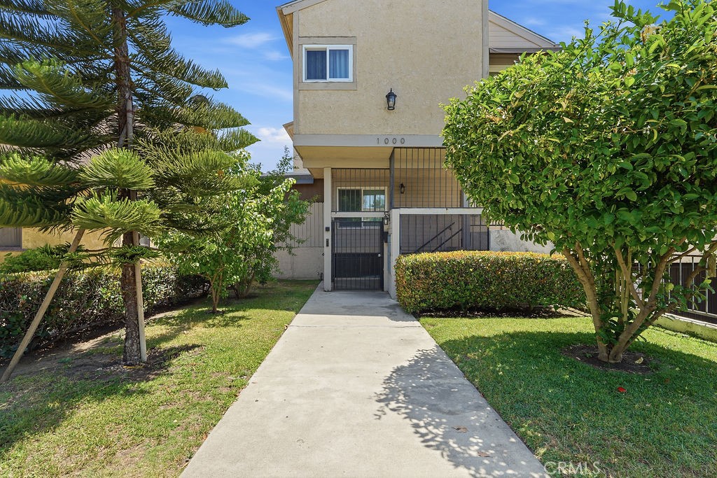 1000 E Windsor Road 9