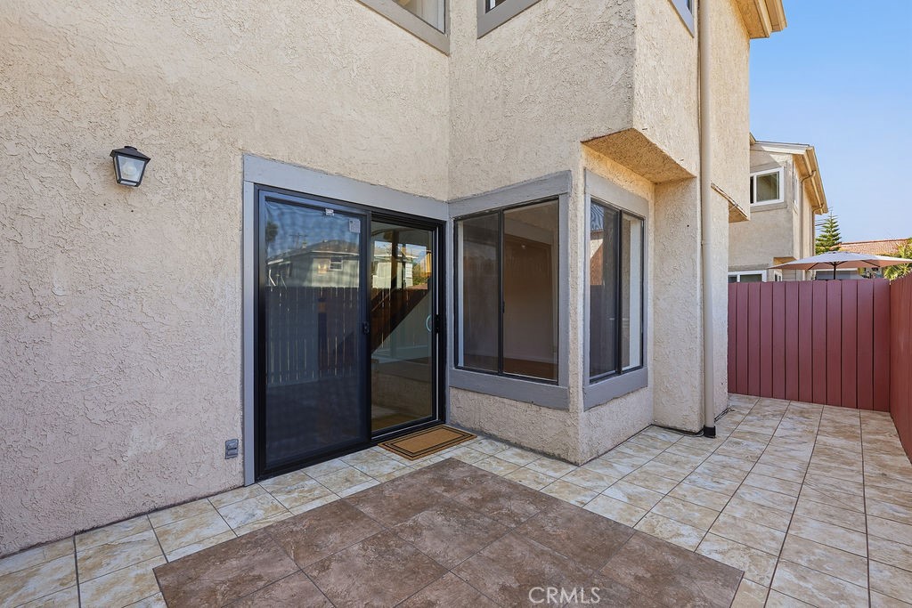 1000 E Windsor Road 9