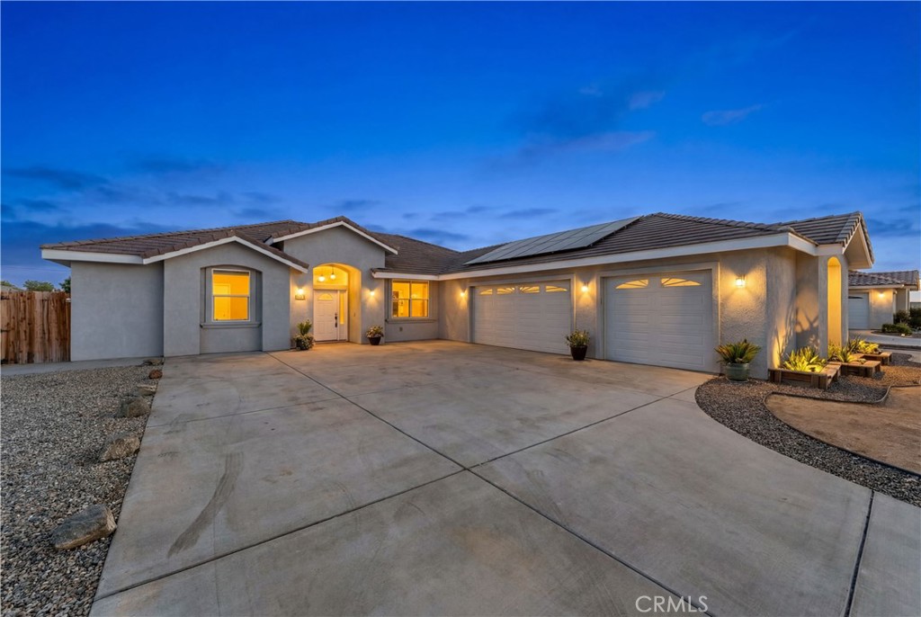 21921 Calhoun Dr