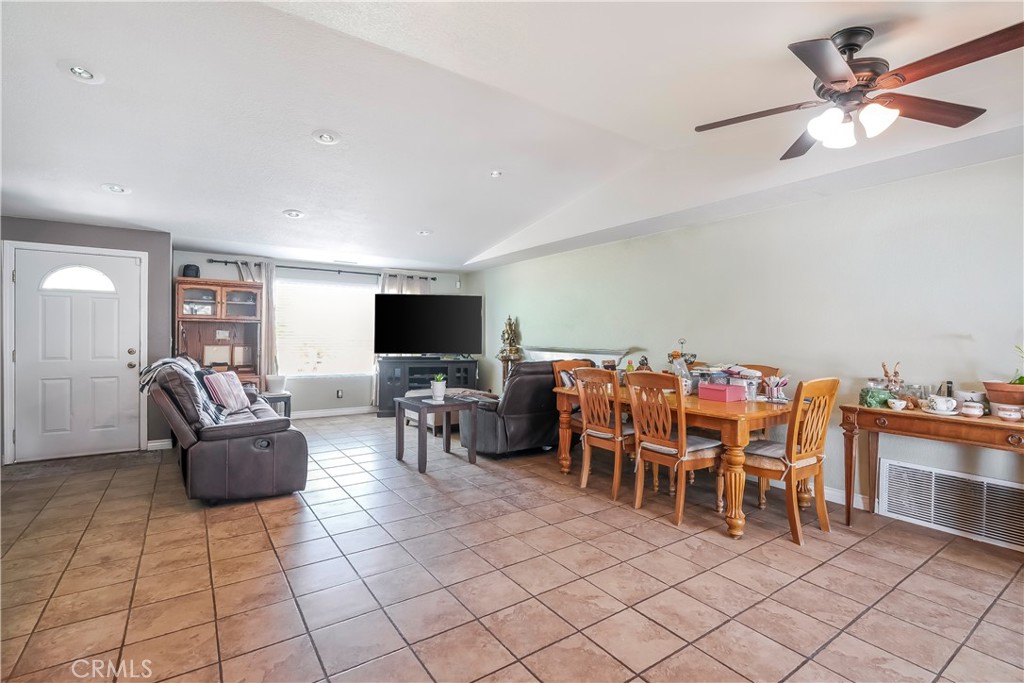 17133 Mesquite Rd