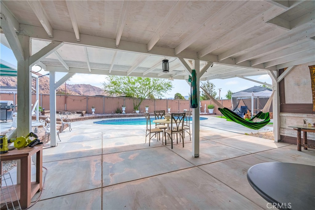 17133 Mesquite Rd