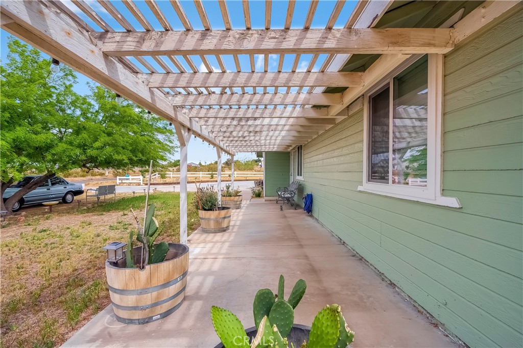 17133 Mesquite Rd