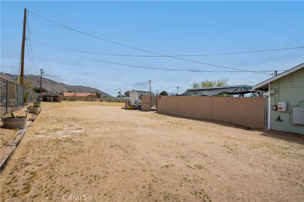 17133 Mesquite Rd