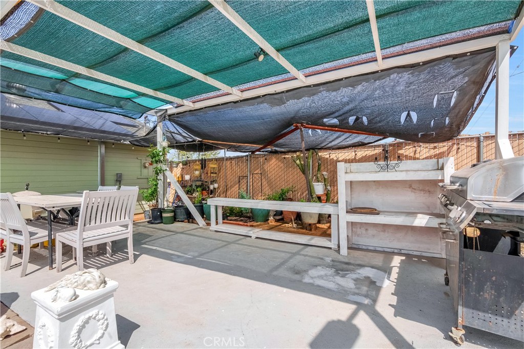 17133 Mesquite Rd